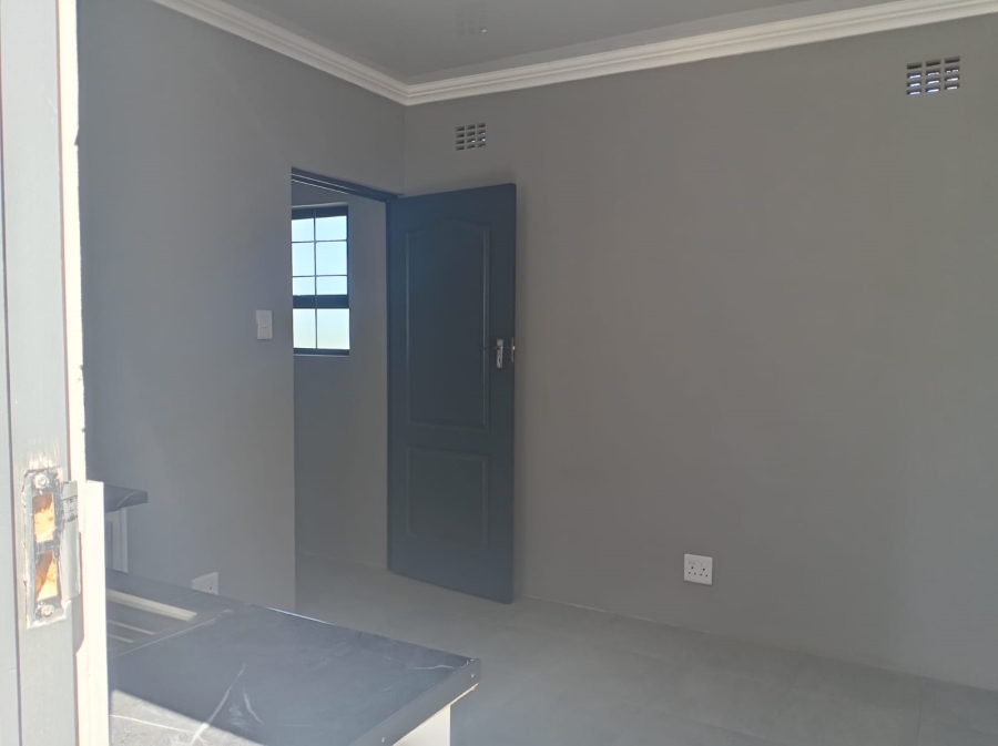 To Let 1 Bedroom Property for Rent in Buffalo Flats Eastern Cape
